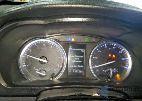 2018 Toyota Highlander Se from USA, damaged, VIN 5TDJZRFH8JS543834